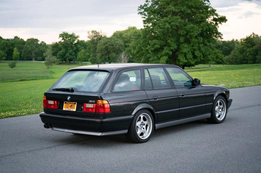  BMW M5 Touring (E34) 1992 года  (EU) (фото 14 из 94)